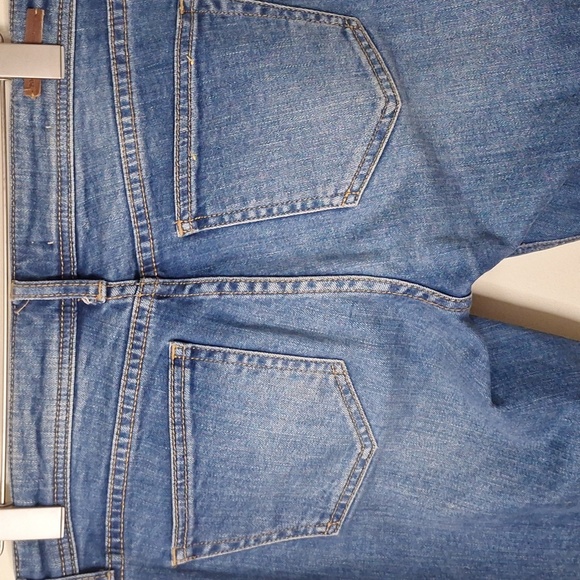 Anthrologie PILCRO Slim Straight Mid Wash Mid Rise Frayed Hem Jeans Size 26 - Picture 4 of 7